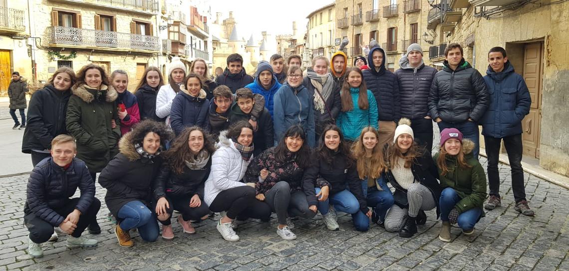 Belgikar eta norbegiar ikasleak gurean dira egunotan